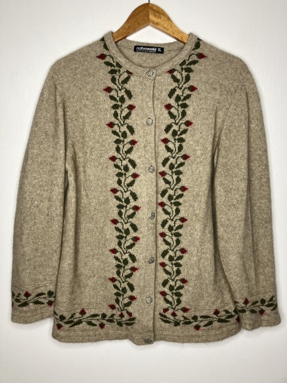 Nativeworld XL Possum Merino Wool Cardigan Sweater Beige Floral Embroidered